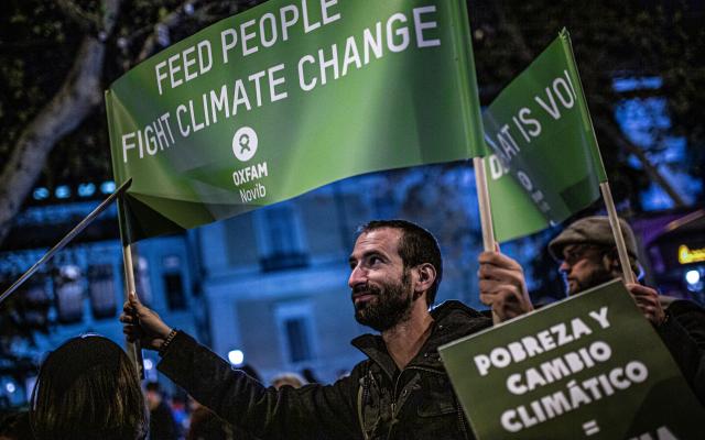 En 2019 marchamos junto a millones de personas como tú para exigir medidas urgentes y eficaces contra el cambio climático. En 2019 marchamos junto a millones de personas como tú para exigir medidas urgentes y eficaces contra el cambio climático.