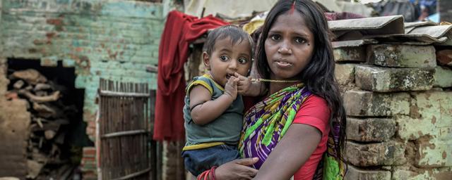 Chhatiya is a young mother who lives in an urban slum in Patna in northeast India. With her husband they were forced into debt to pay private healthcare fees for their new-born son when the public clinic was unable to provide the care he needed. Chhatiya is a young mother who lives in an urban slum in Patna in northeast India. With her husband they were forced into debt to pay private healthcare fees for their new-born son when the public clinic was unable to provide the care he needed.
